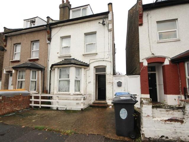 Apartment for rent in Leyton, Greater London