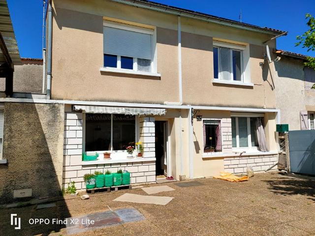 Maison vente à Saint-Jean-d'Angély, Vervant