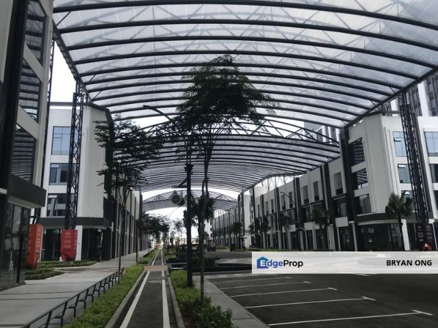 Shop for rent in Mukim 16, Tena