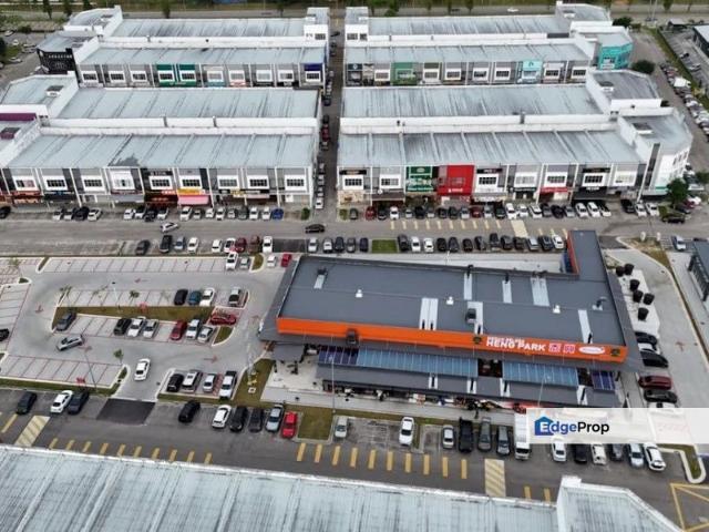 Shop for sale in Pusat Komersial Indah, Kulai