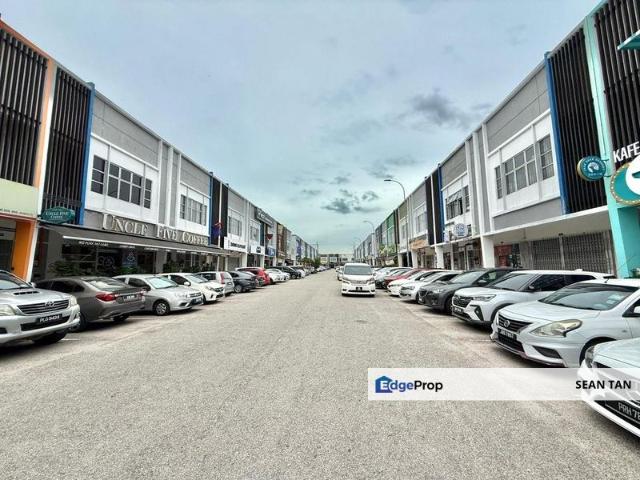 Shop for sale in Kulai, Johor