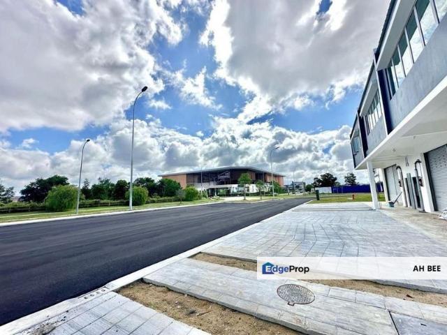 Shop for sale in Kulai, Johor