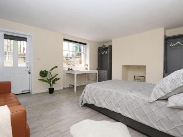 Room for rent in Mile End, Greater London