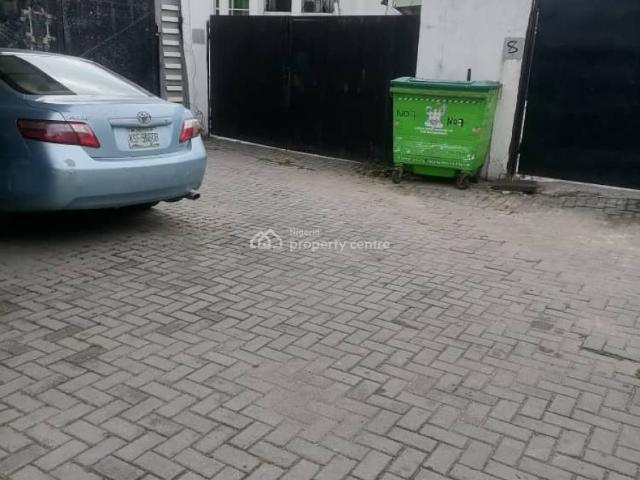Detached duplex for sale in Surulere , Surulere