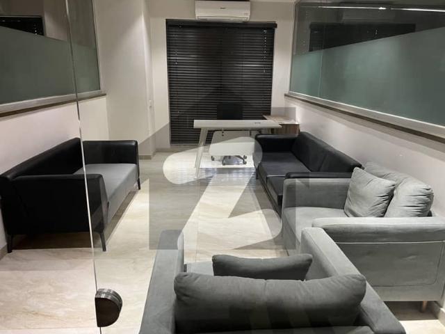 Office for rent in Faisalabad, Islamabad Capital Territory