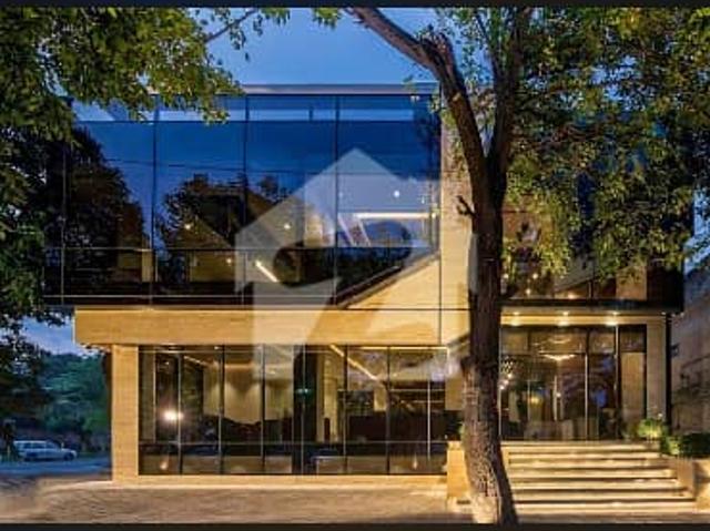 Building for sale in Islamabad