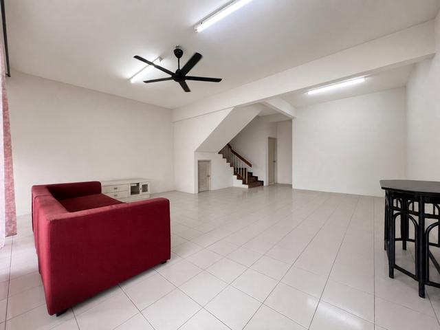 Terraced House for sale in Puncak Jalil, Majlis Bandaraya Subang Jaya