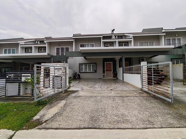 Terraced House for sale in Tanjong Sepat, Selangor