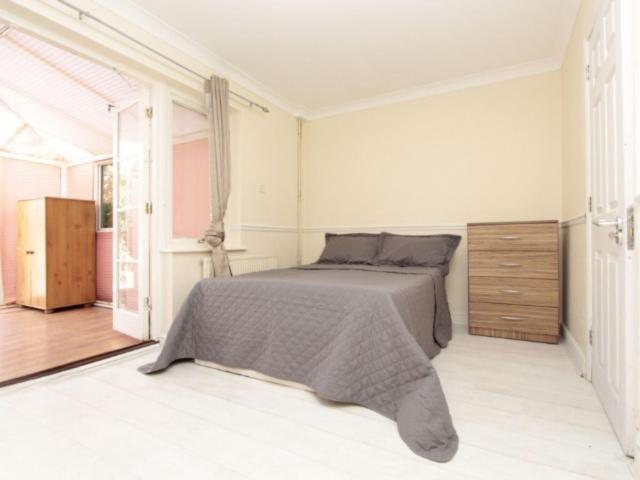 Room for rent in Plaistow, Greater London
