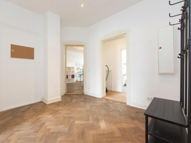 Apartment mieten in Rheingauviertel, Berlin