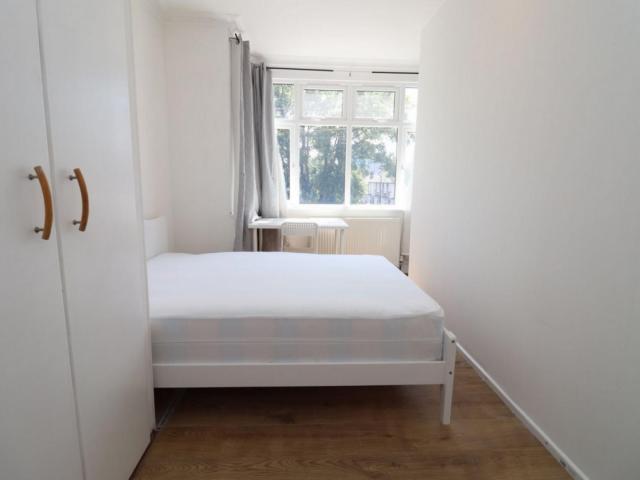Room for rent in London Borough of Hounslow, Greater London
