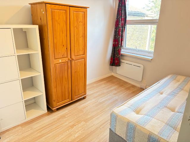 Room for rent in London Borough of Hounslow, Greater London