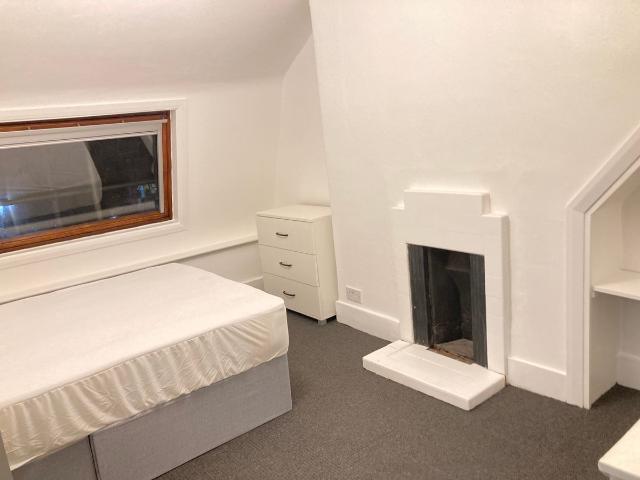 House for rent in London Borough of Ealing, Hanwell