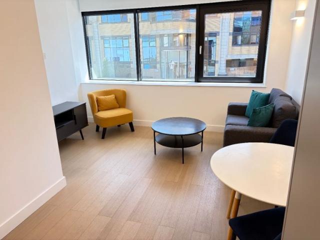 Apartment for rent in London Borough of Ealing, Greater London