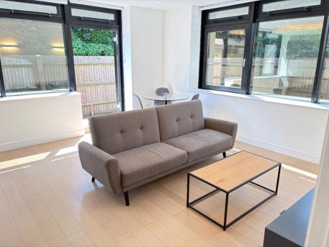 Apartment for rent in London Borough of Ealing, Greater London