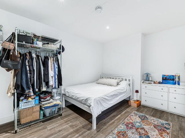 Studio for rent in Earl's Court, Greater London