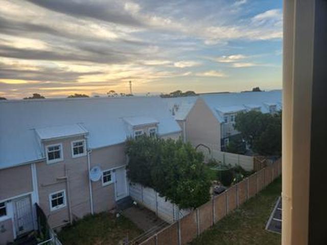 Apartment for rent in Strand, Western Cape