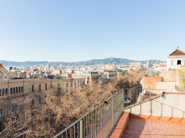 Apartamento en alquiler en Ciutat Vella, Barcelona