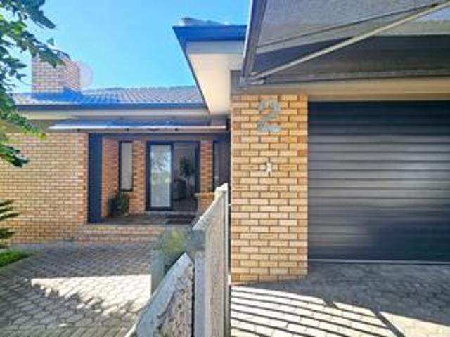 House for sale in Groot Brak Rivier, Western Cape