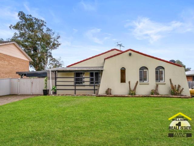 House for rent in Bradbury, Sydney