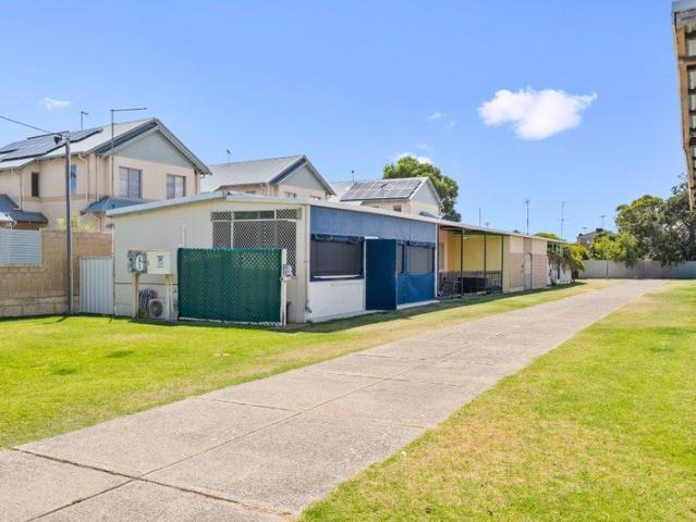 Apartment for sale in Parklands, Western Australia