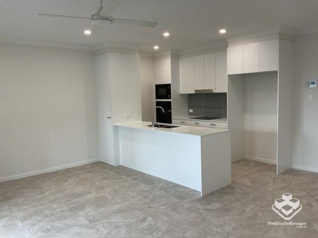 Townhouse for rent in Toombul, Queensland