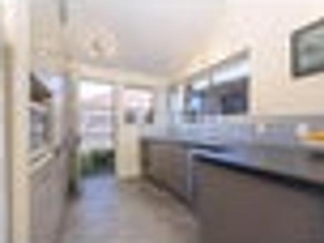 Apartment for sale in Oratia