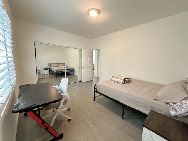 Room for rent in Chino, California