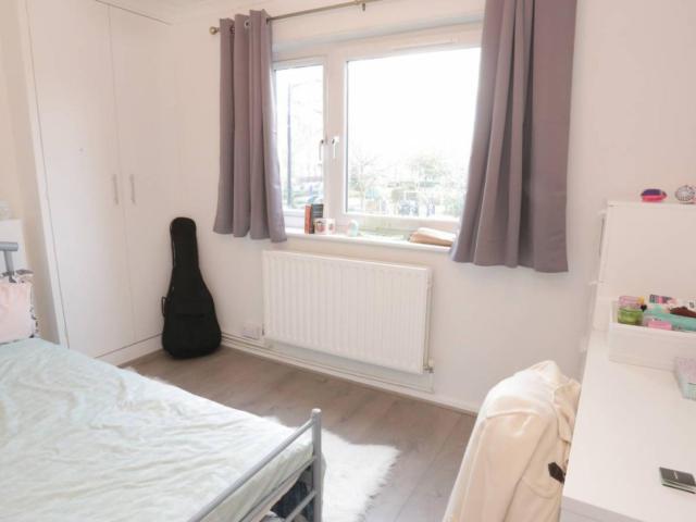Room for rent in Stepney, Greater London