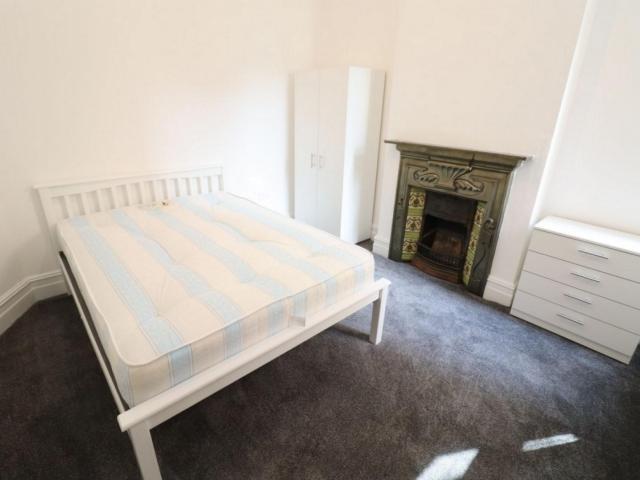 Room for rent in London Borough of Ealing, Greater London