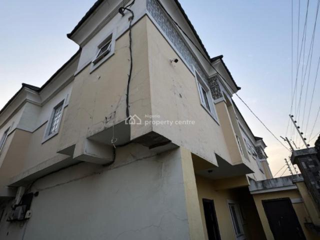 Duplex for sale in Surulere , Surulere