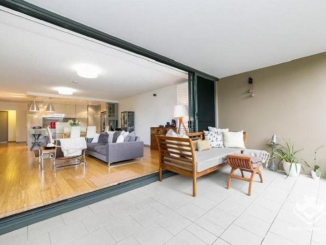 Apartment for rent in Toombul, Queensland