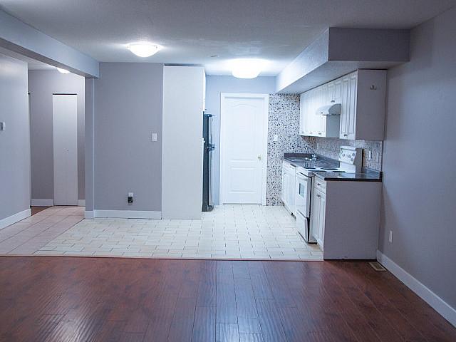 Duplex for rent in Surrey Duplex for rent in Surrey