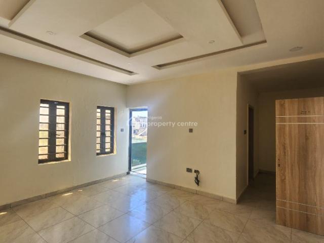 Detached house for sale in Eti Osa, Abuja