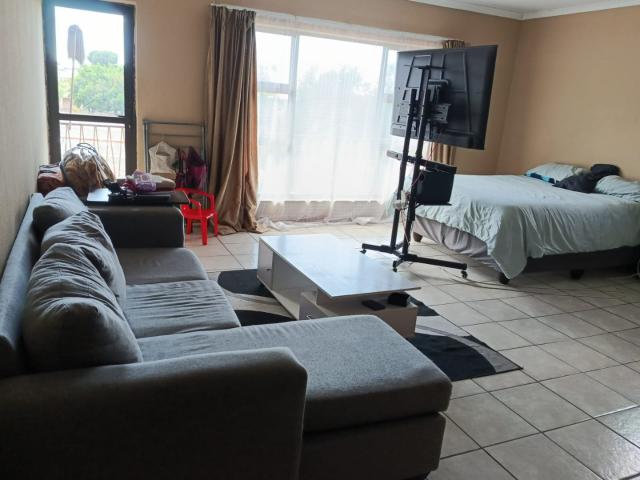 Apartment for rent in Mangaung Ward 20, Bloemfontein