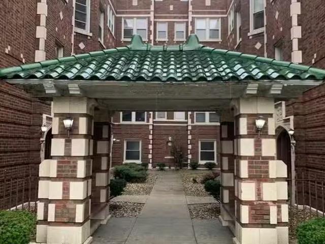 Condo for rent in Berwyn