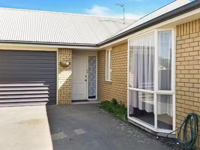 House for rent in Heathcote, Canterbury
