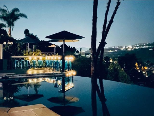Room for rent in California