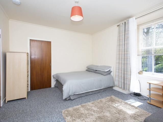 Studio for rent in Ballindoch, Scotland