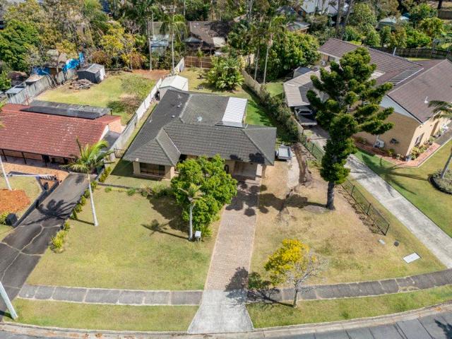 House for sale in Ashmore, Gold Coast City