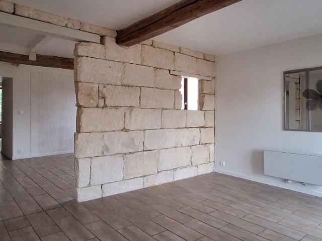 Maison vente à Laon, Veslud