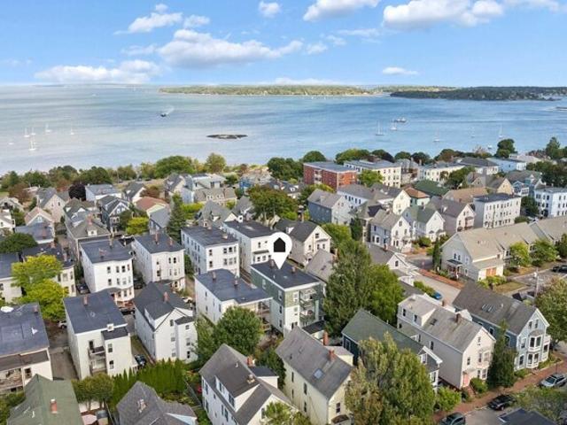 Condo for sale in East End, Portland