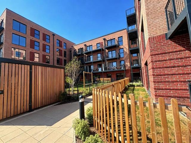 Apartment for rent in Watergate, Devon