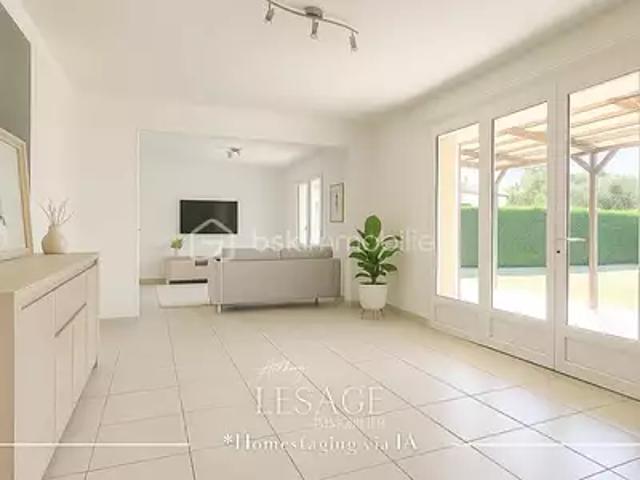 Maison vente à Nîmes, Vestric-et-candiac