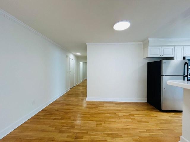 Apartment for rent in Canoga Park, California