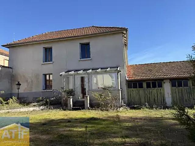 Maison vente à Roanne, Amions