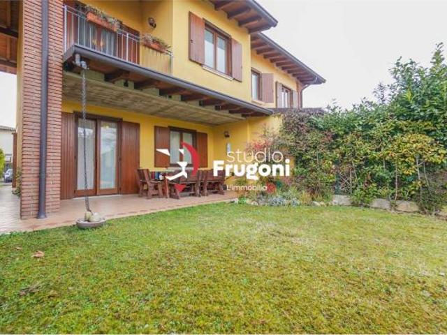Villa Indipendente in vendita a Raffa, Puegnago del Garda