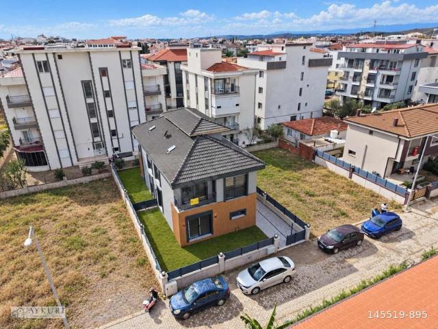 Çolak İbrahim Bey Mahallesi, Seferihisar içerisinde satılık Villa