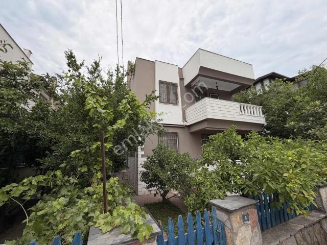 Burhaniye, Balikesir içerisinde satılık Villa