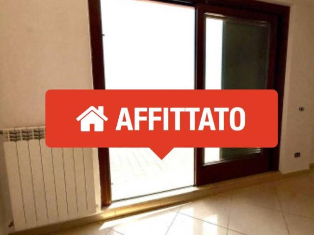 Appartamento in affitto a Valle Mazzone, Roma Capitale